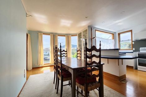 Photo of property in 35 Turkington Street, Tawa, Wellington, 5028