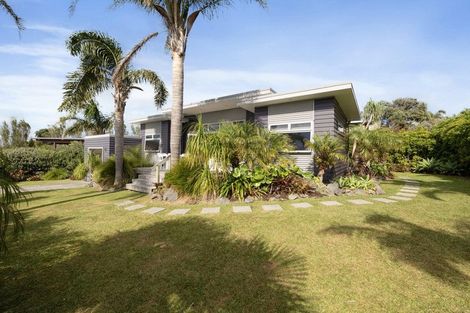 Photo of property in 11a Cullen Street, Mangawhai Heads, Mangawhai, 0505