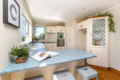 Photo of property in 9 Cabot Place, Frankleigh Park, New Plymouth, 4310