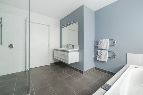 Photo of property in 170a Boucher Avenue, Te Puke, 3119