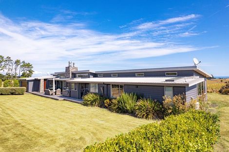 Photo of property in 106b Watt Livingstone Road, Westmere, Whanganui, 4574