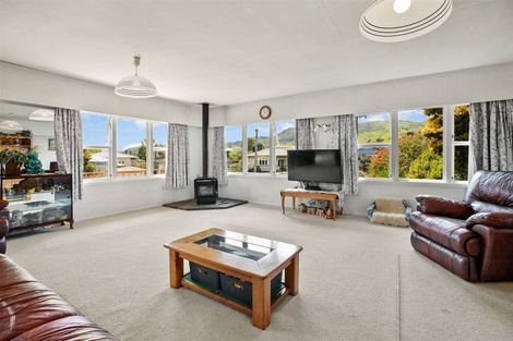 Photo of property in 1 Aorangi Road, Paeroa, 3600