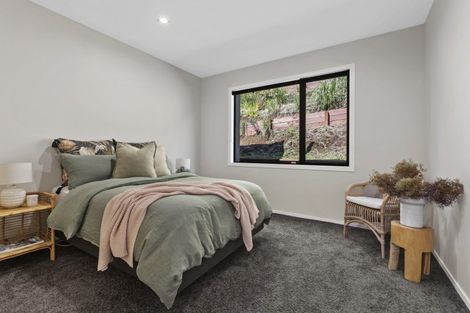 Photo of property in 3 Okoare Lane, Ferndale, New Plymouth, 4310