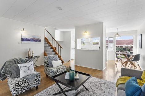 Photo of property in 68a Casuarina Road, Half Moon Bay, Auckland, 2012