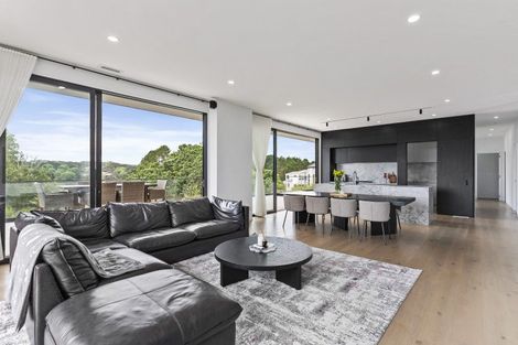 Photo of property in 326 Flat Bush School Road, Flat Bush, Auckland, 2019
