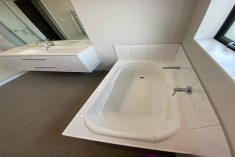 Photo of property in 13 Muirhill Place, Pokeno, 2402