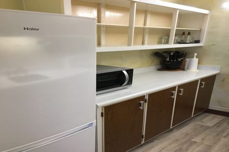 Photo of property in 70 Hobson Street, Thorndon, Wellington, 6011