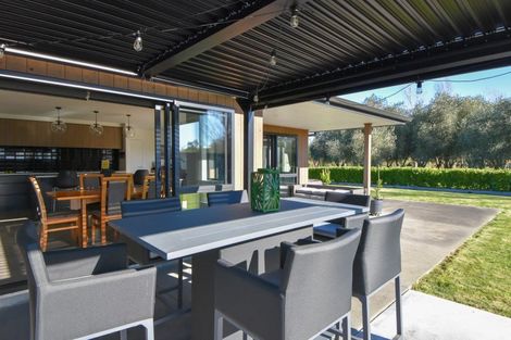 Photo of property in 5 Pukeko Lane, Carterton, 5713