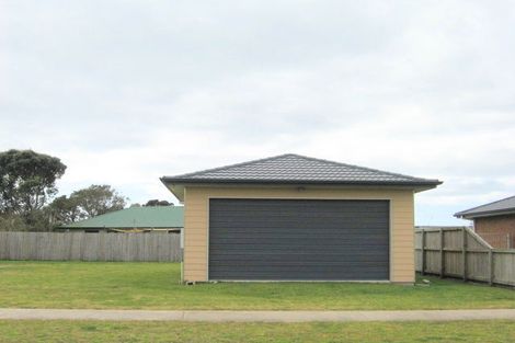 Photo of property in 9 Pipi Dune, Whitianga, 3510