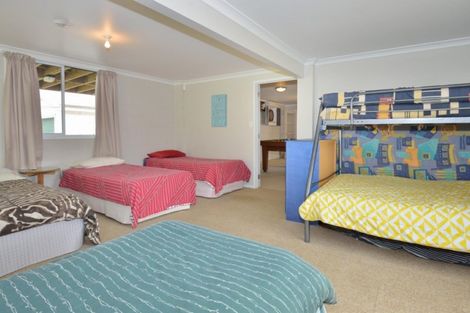 Photo of property in 88 Newcastle Street, Mahia, 4198