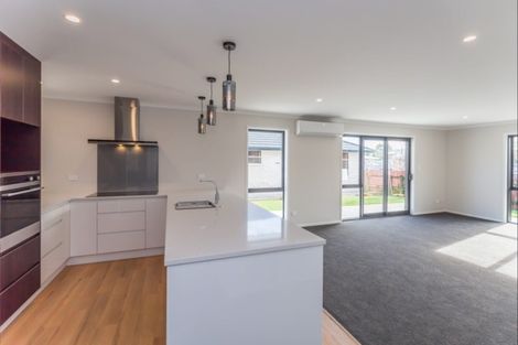 Photo of property in 30b Queenwood Road, Levin, 5510