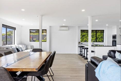 Photo of property in 1 Norfolk Road, Waipahihi, Taupo, 3330