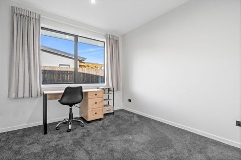 Photo of property in 8 Toru Street, Albert Town, Wanaka, 9305