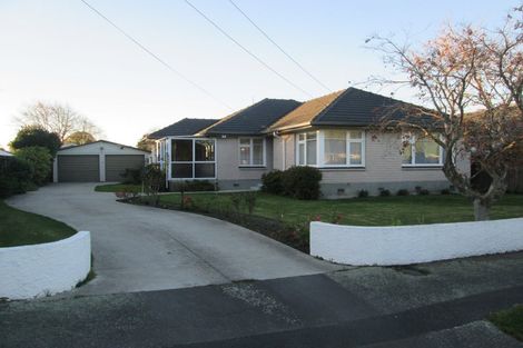 Photo of property in 8 Delph Street, Avonhead, Christchurch, 8042