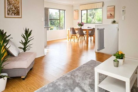 Photo of property in 49a Flaxdale Street, Birkdale, Auckland, 0626