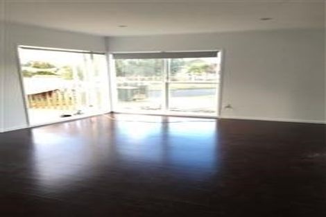 Photo of property in 123 Riverpark Crescent, Henderson, Auckland, 0610