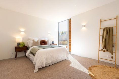 Photo of property in 20a Queens Road, Waikanae Beach, Waikanae, 5036