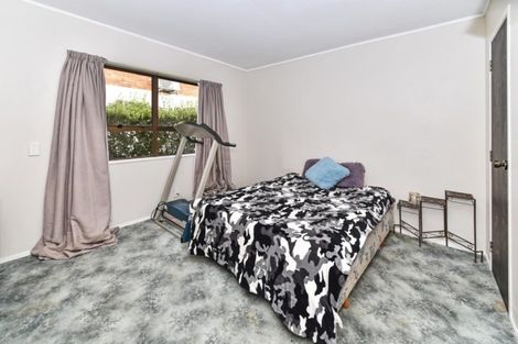 Photo of property in 1/2 West Street, Papakura, 2110