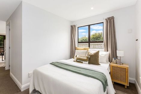 Photo of property in 27 Paremata Crescent, Paremata, Porirua, 5024