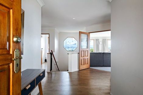 Photo of property in 18 Clairmont Heights, Stoke, Nelson, 7011