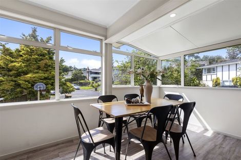 Photo of property in 8 Altona Road, Forrest Hill, Auckland, 0620