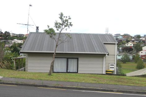 Photo of property in 66b Trias Road, Totara Vale, Auckland, 0629