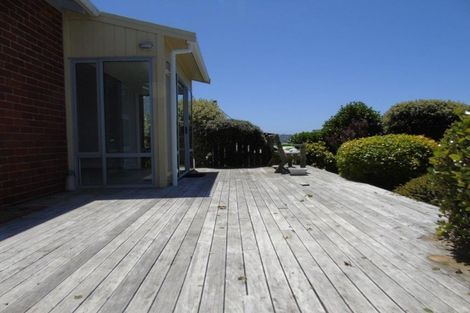 Photo of property in 77 Houghton Bay Road, Houghton Bay, Wellington, 6023