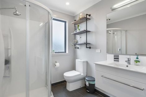 Photo of property in 8a Cutfield Street, Inglewood, 4330