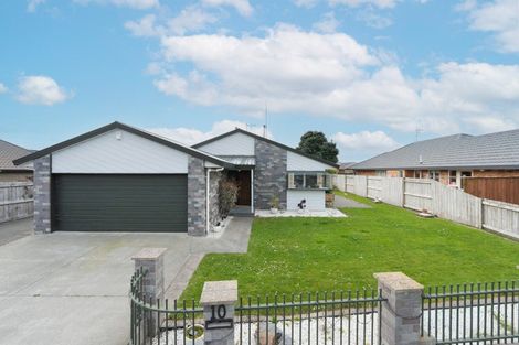 Photo of property in 10 Parnell Heights Drive, Kelvin Grove, Palmerston North, 4414