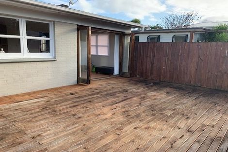 Photo of property in 5 Boys Place, Pakuranga Heights, Auckland, 2010