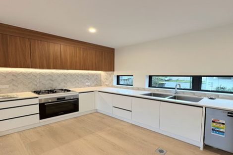 Photo of property in 20c Gilliam Street, New Lynn, Auckland, 0600