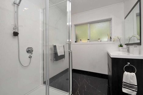 Photo of property in 1/29 Wallace Road, Mangere Bridge, Auckland, 2022