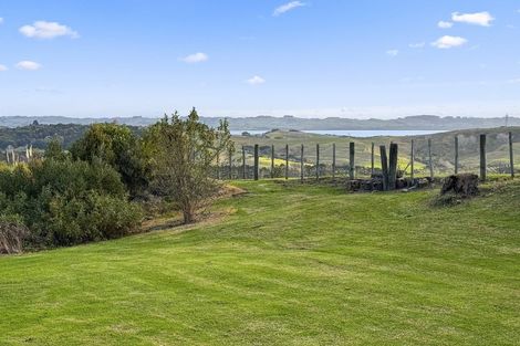 Photo of property in 1619 Kaipara Coast Highway, Kaukapakapa, 0984