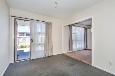 Photo of property in 62 Kathleen Crescent, Hornby, Christchurch, 8042