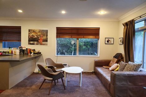 Photo of property in 12 Gifford Grove, Churton Park, Wellington, 6037