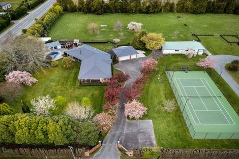 Photo of property in 86 Stanleys Road, Harewood, Christchurch, 8051
