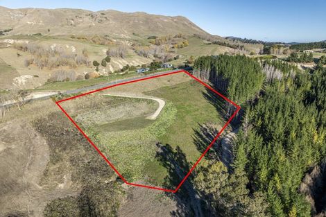 Photo of property in 1000 Kahuranaki Road, Kahuranaki, 4295