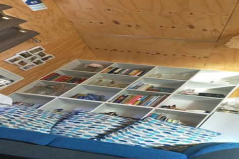 Photo of property in 1 Dustin Street, Foxton Beach, Foxton, 4815