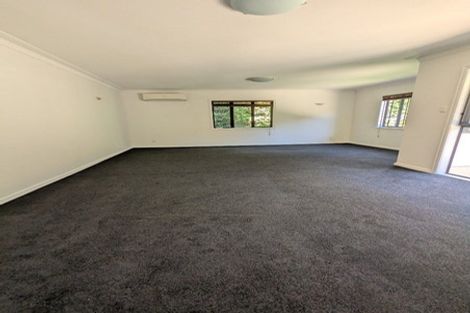 Photo of property in 2/5 Seacliffe Avenue, Belmont, Auckland, 0622