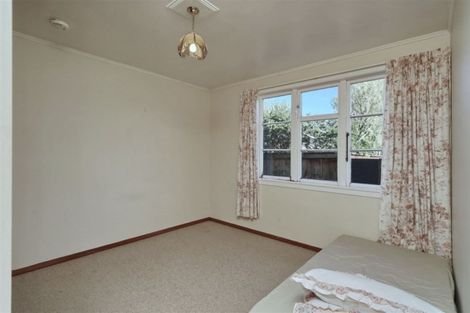 Photo of property in 2/7 Wilmot Street, Northcote, Christchurch, 8052