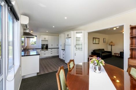 Photo of property in 525d Mangorei Road, Highlands Park, New Plymouth, 4312