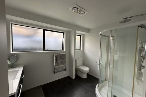 Photo of property in 10 Granville Drive, Massey, Auckland, 0614