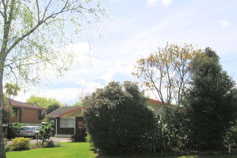 Photo of property in 8 Waitawa Place, Lynmore, Rotorua, 3010