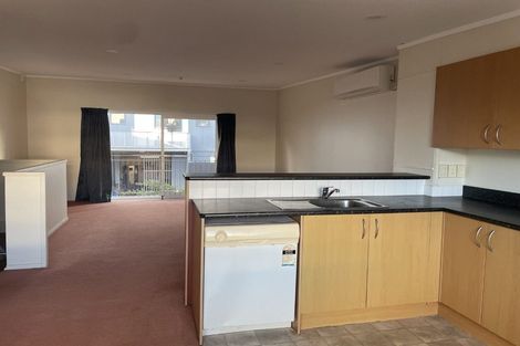 Photo of property in 17/3 Kelvin Grove, Te Aro, Wellington, 6011