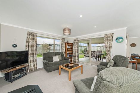 Photo of property in 38 Beachvale Drive, Kaiapoi, 7630