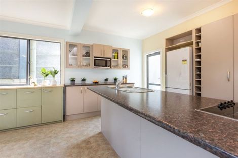 Photo of property in 20 Northland Road, Northland, Wellington, 6012