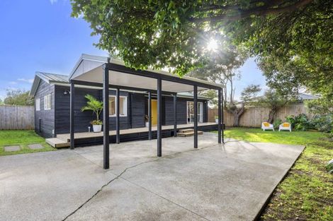 Photo of property in 60 Holmes Road, Manurewa, Auckland, 2102