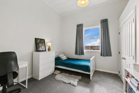 Photo of property in 26 Tarawera Road, Johnsonville, Wellington, 6037