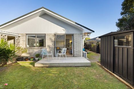 Photo of property in 6b Hori Street, Vogeltown, New Plymouth, 4310