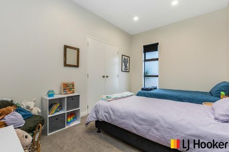 Photo of property in 39 Harry Dreadon Road, Opaheke, Papakura, 2584